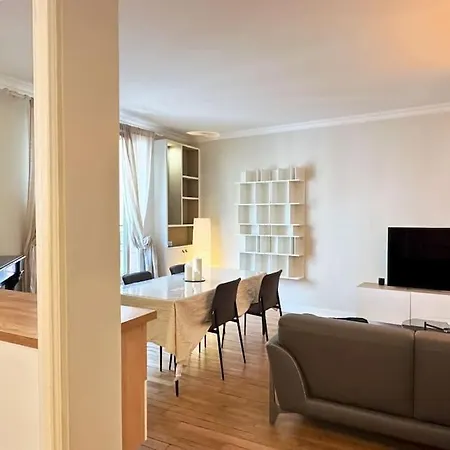 New Deco Apt With 2 Bdrs 1 Mn To Metro Voltaire * Paris