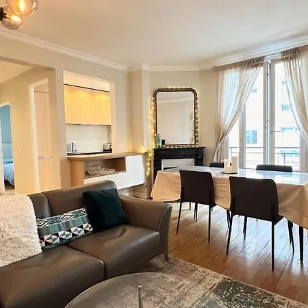 Daire New Deco Apt With 2 Bdrs 1 Mn To Metro Voltaire Paris